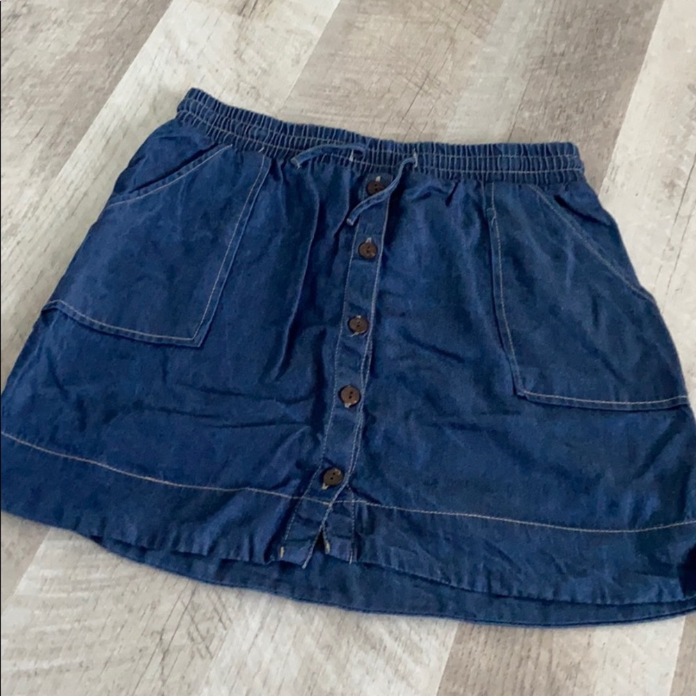 Universal Thread Jean skirt